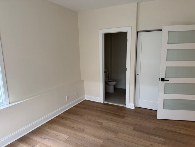 Building Photo - Nob Hill 2 Bedroom 2 Bath renovated Condo in Manayunk for rent $2,495/month