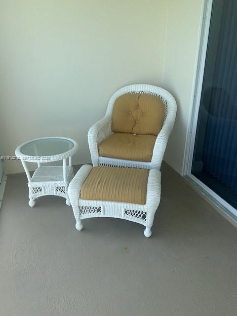 Building Photo - 350 S Beach Rd