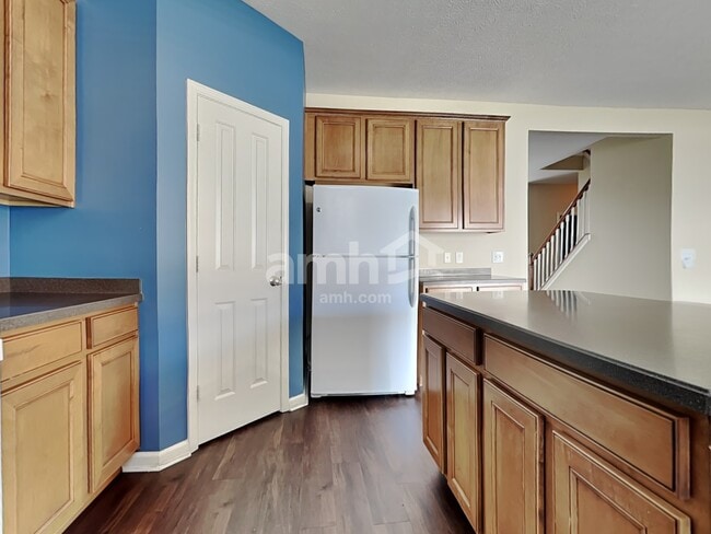 Building Photo - 1559 Lavender Ln