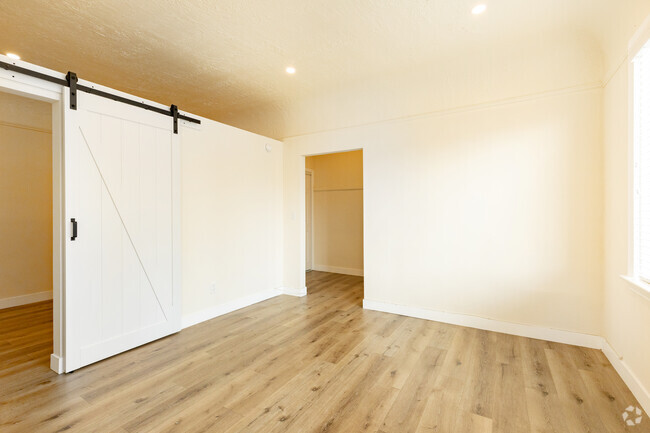 Interior Photo - Ardmore Apartments