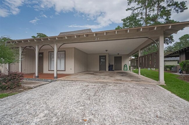 Building Photo - 24 Champions Colony E