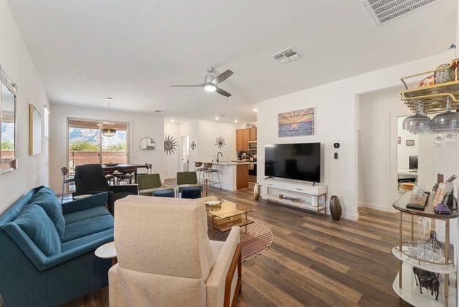 Building Photo - 9324 N Agave Gold Rd