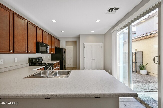 Building Photo - 500 N Ranger Trail
