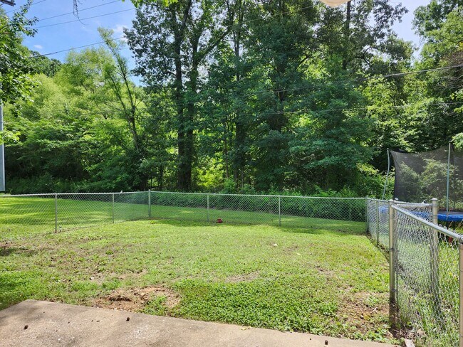 Building Photo - 5053-5055 Harley Ln