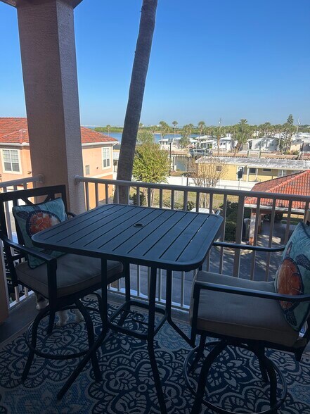 Unit balcony - 5000 Culbreath Key Way