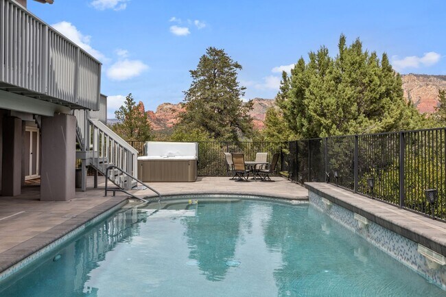 Building Photo - Furnished, 1-Year Long-Term Rental