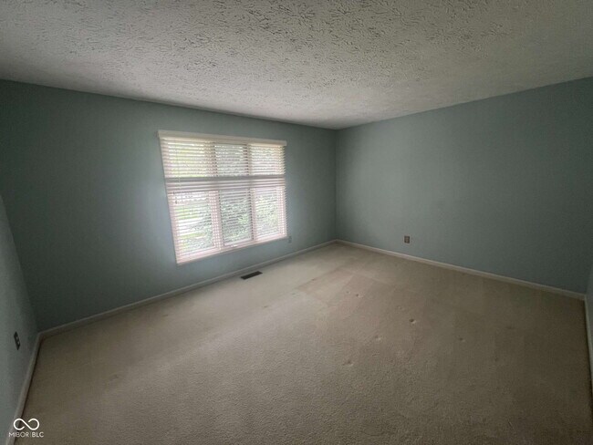 Building Photo - 12748 Limberlost Dr
