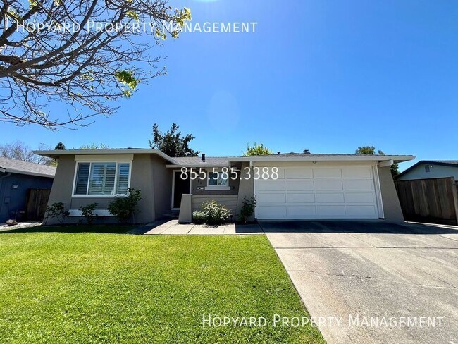 Building Photo - 6186 Alvord Way