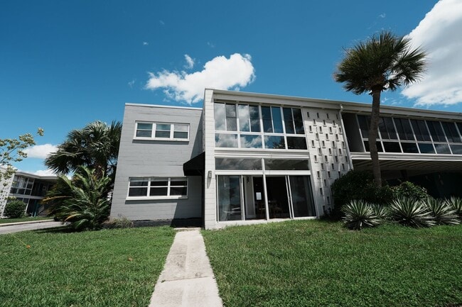 Building Photo - Affordable 3BR Home in Winter Park – Prime Location & Move-In Ready!