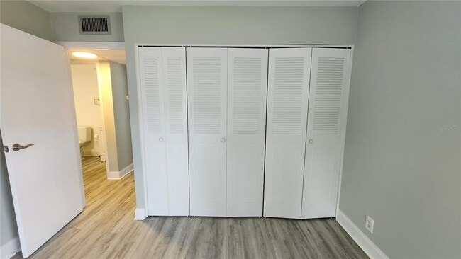 Building Photo - 202 Bedford Trail