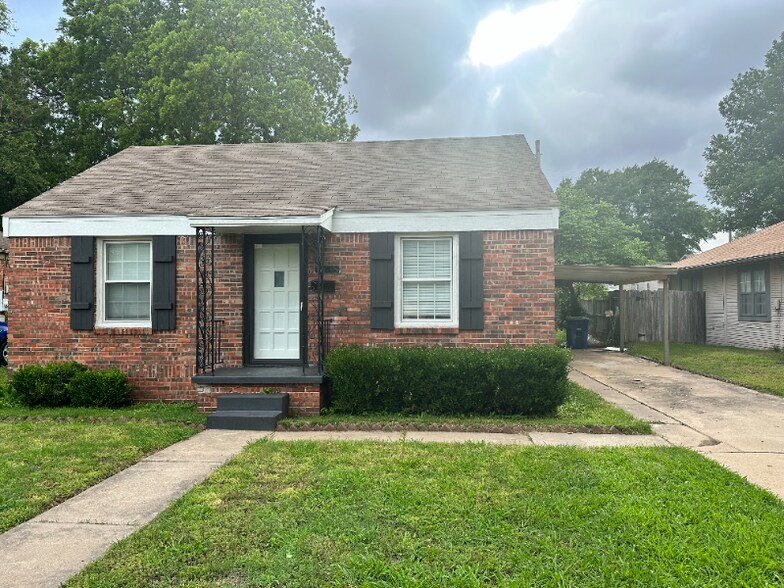 Building Photo - 1338 S Pittsburg Ave