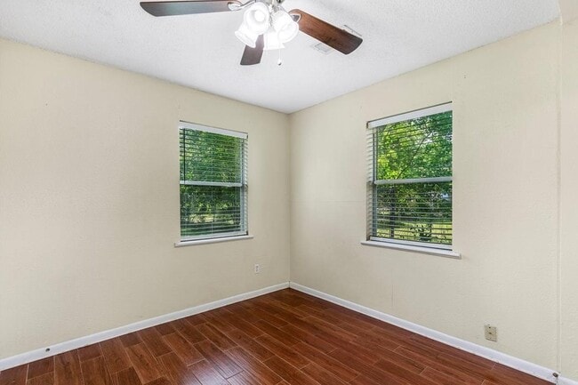 Building Photo - 5310 6th St