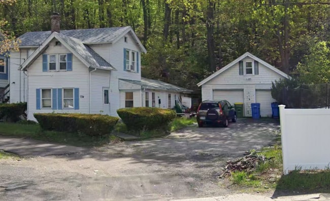 Primary Photo - 774 Frost Rd