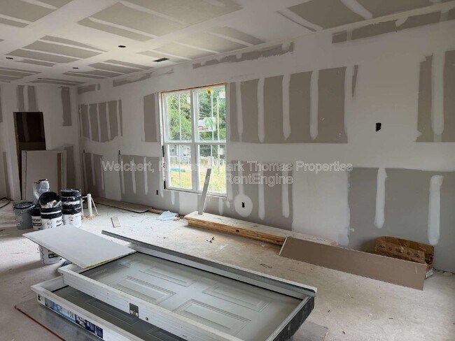 Building Photo - 1203 Fern St