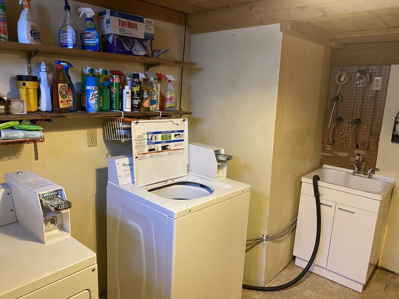 Building Photo - 1001 Rutledge Ct