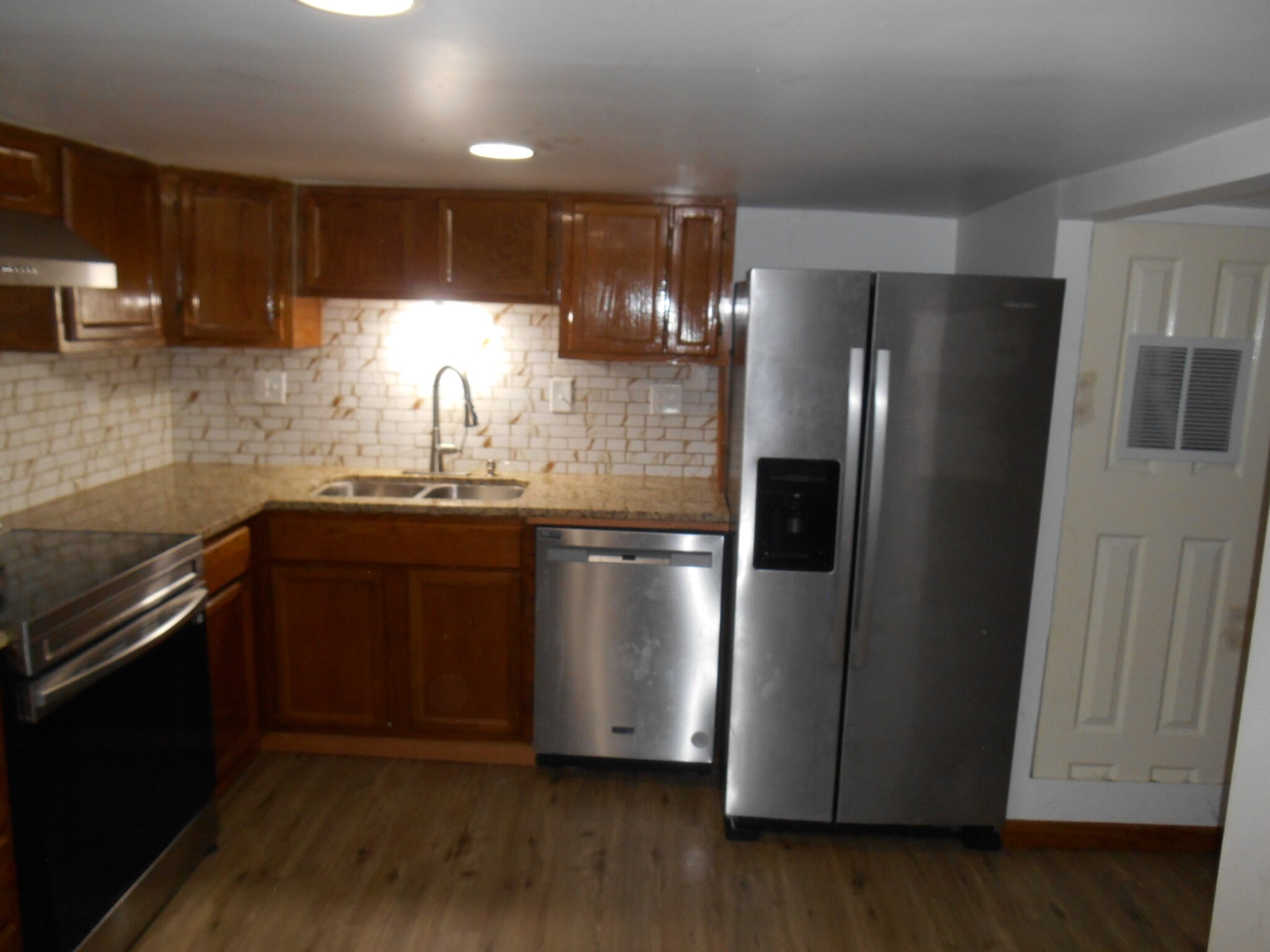 Building Photo - 161-1 Columbus Ave