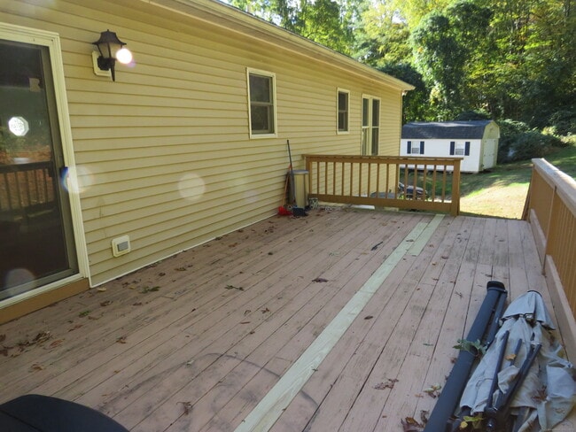 Building Photo - 15 Hayestown Heights