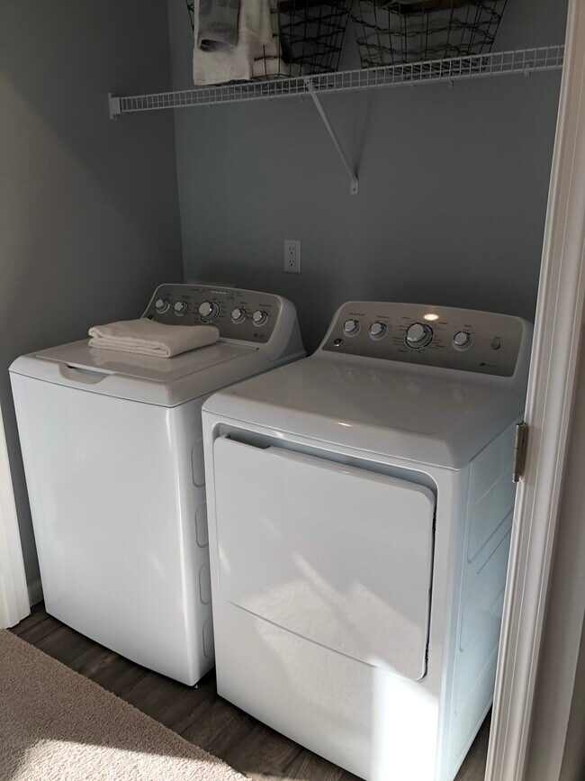 Laundry Room - 5202 Austin Knoll Ct