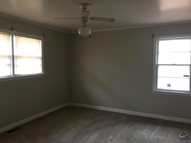 Building Photo - 104 Biltmore Terrace