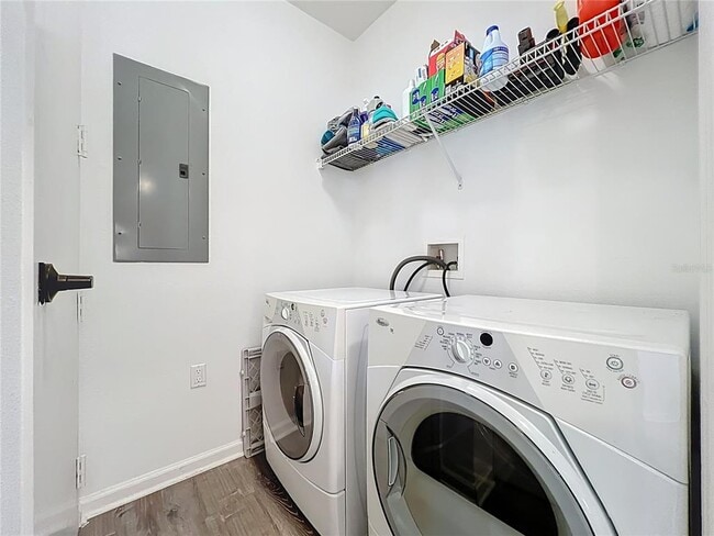 Building Photo - 2315 Upper Park Rd