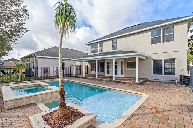 Primary Photo - HUNTINGTON POINTE - 4 bd • 2.5 ba • 2,142 ft² (Lake Mary)