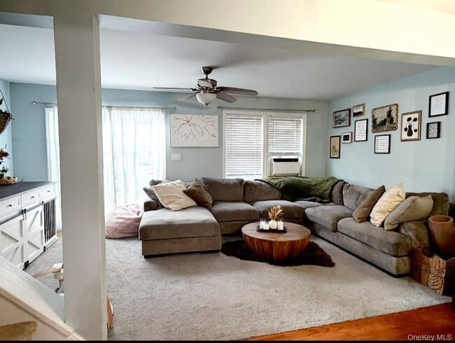 Building Photo - 409 Rakov Rd