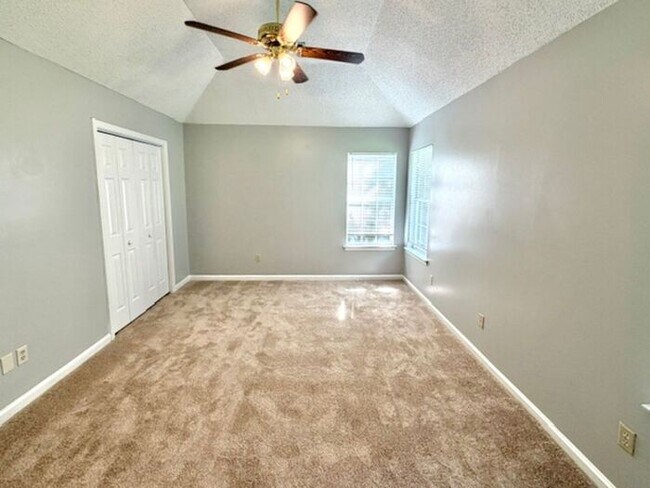 Building Photo - Charming 3 bedroom 2 bath home in Cordova-Recently Renovated
