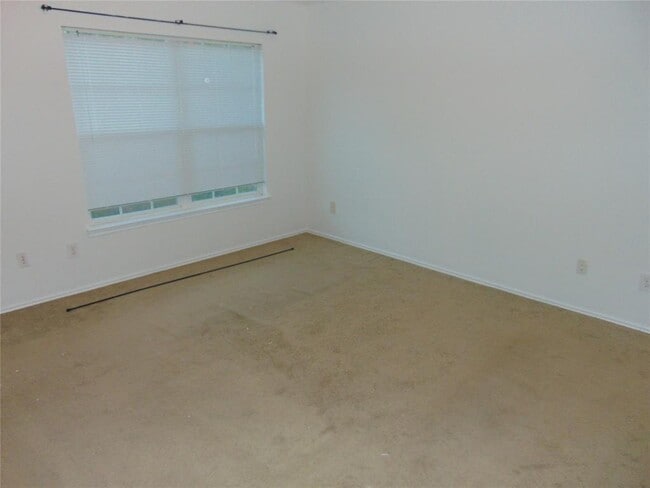 Building Photo - 6511 Colonial Rose Ln