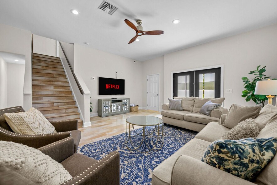 Building Photo - 4917 Remington Dr