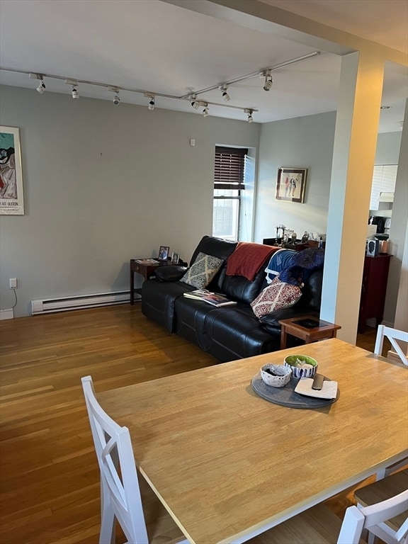 Building Photo - 14 Linwood St