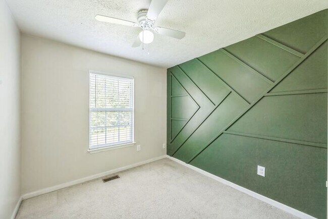 Building Photo - 2647 Longbow Ct