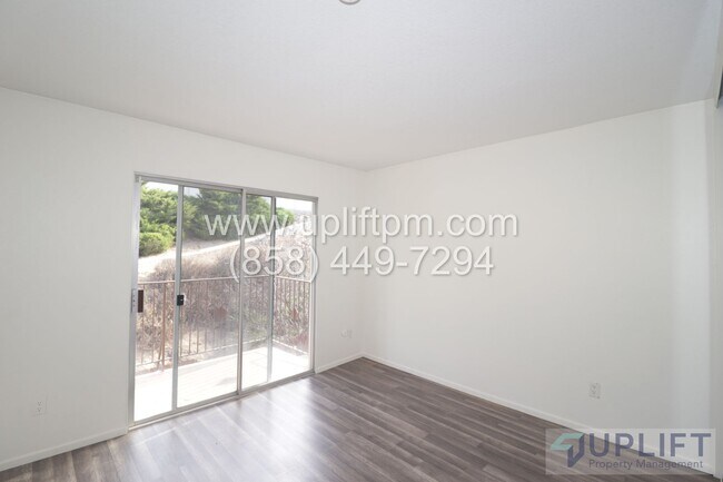 Building Photo - 2 bed 1 bath condo in Alpine with pool in ...