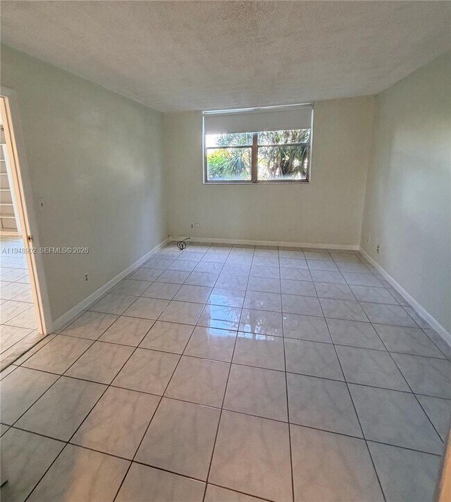 Building Photo - 501 E Dania Beach Blvd