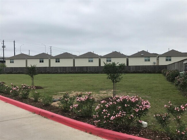 Building Photo - 11519 Main Cypress Dr