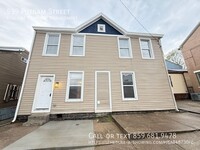 Building Photo - 939 Putnam St
