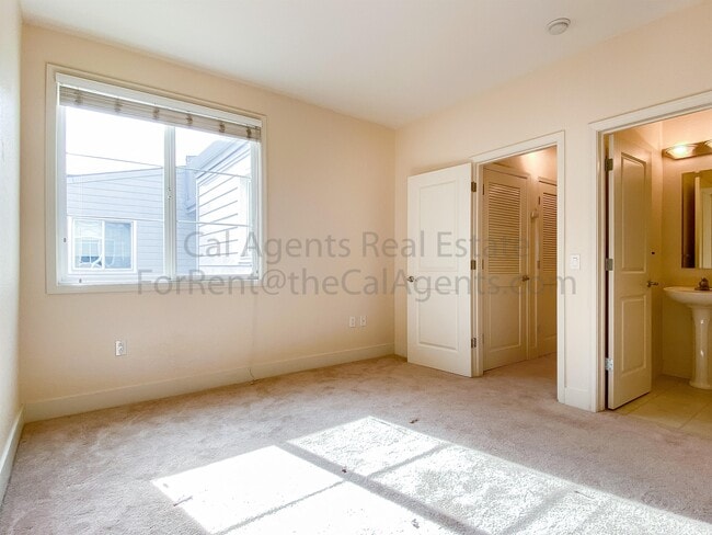 Building Photo - 1568 Brunswig Ln