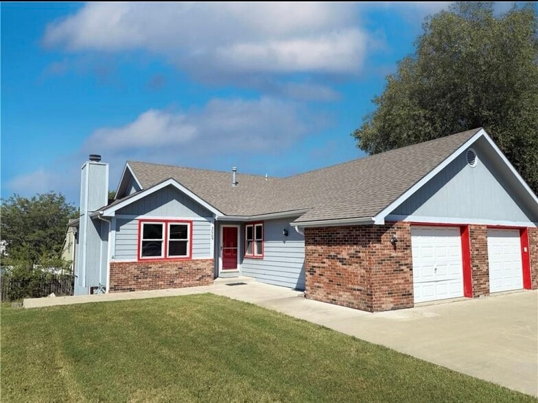 Primary Photo - 3009 Atchison Way