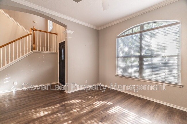 Building Photo - 16615 Raven Glenn