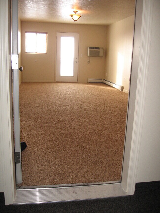 219 Smelter Ave NE 219 Smelter Ave NE Great Falls MT 59404