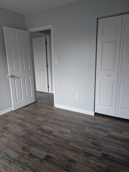 Bedroom #2 - 1109 Holmespun Dr