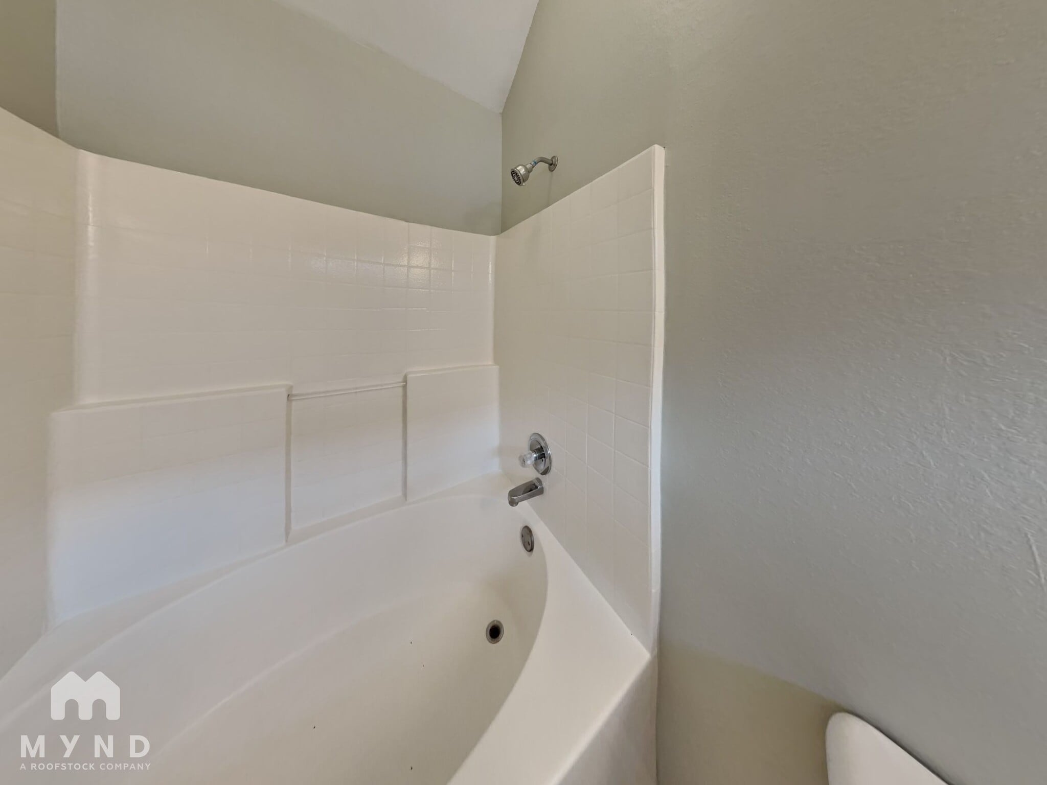 Building Photo - 378 Walker Way