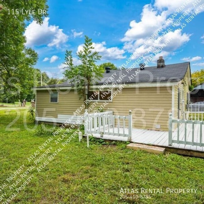 Building Photo - 115 Lyle Dr