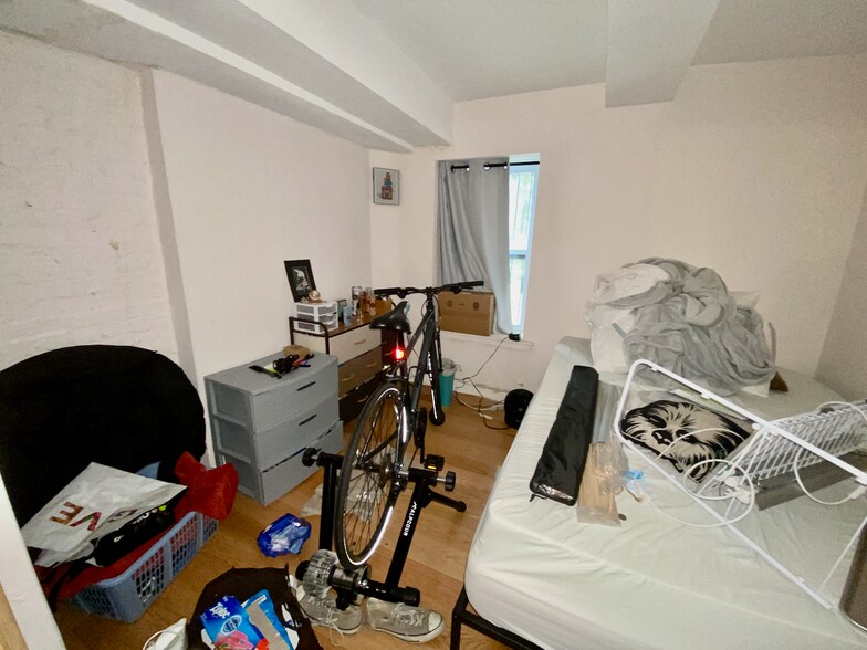 Building Photo - 204 Northampton St