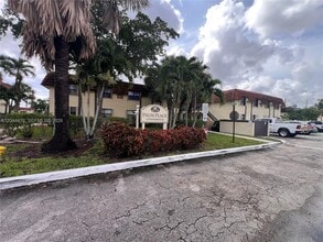 Building Photo - 451 NW 100th Pl
