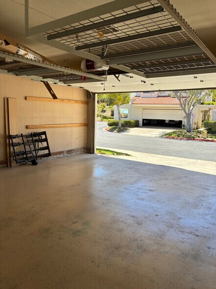 Building Photo - 12132 Caddy Row