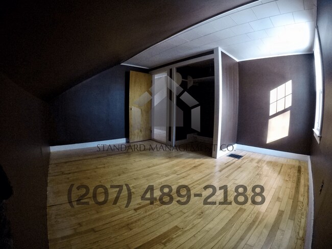 Building Photo - SINGLE FAMILY HOME @ AUGUSTA, ME