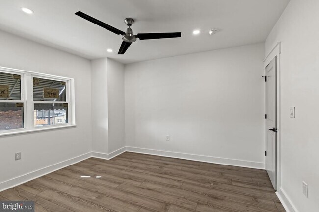 Building Photo - 3450 Almond St