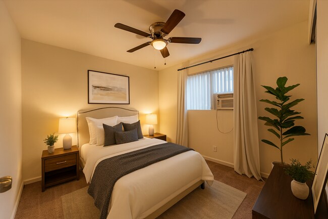 Building Photo - 10014 River St