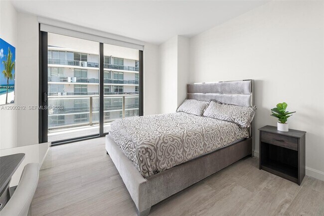 Building Photo - 45 SW 9th St