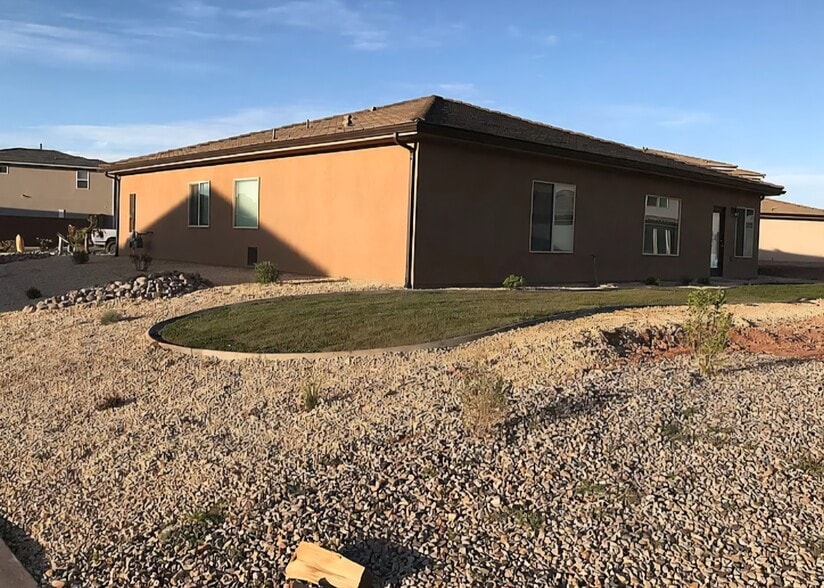 Building Photo - 3664 E Altair Way